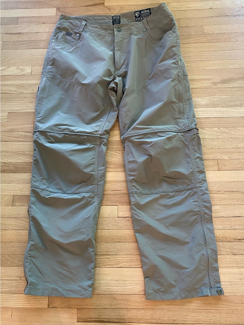 Kuhl Stealth  Cargo Convertible Pants Mens 36x30 Beige Performance Zip Off Hike